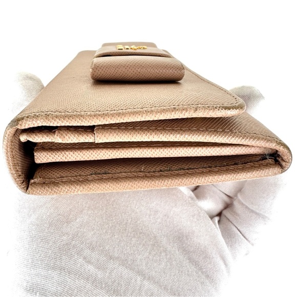 Prada Saffiano Fiocco Bow Wallet in Cammeo Nude | Authentic with added Chain - Picture 15 of 16